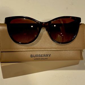 Burberry sunglasses